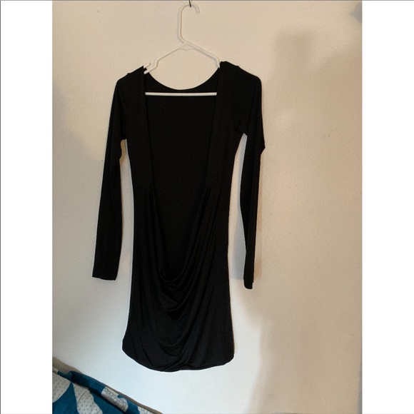 Leiluna Collection backless dress - Picture 4 of 8